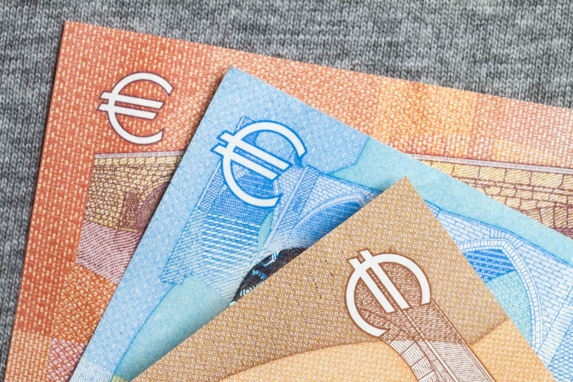Wprowadzenie euro nie prowadzi do „drożyzny” i wysokiej inflacji. Komunikat